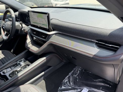 Used 2026 Ford Explorer ST-Line w/ ST-Line Street Pack RWD image 8
