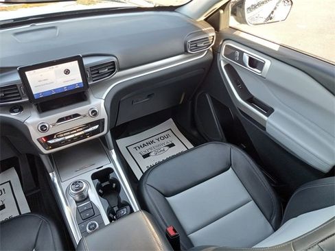 Used 2023 Ford Explorer XLT w/ Equipment Group 202A image 18