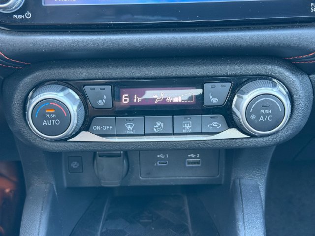 Used 2024 Nissan Versa SR FWD image 21