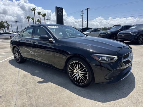Used 2022 Mercedes-Benz C 300 Sedan image 3