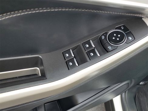 Used 2023 Ford Explorer XLT w/ Equipment Group 202A image 27