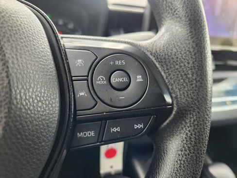 Certified 2025 Toyota Corolla LE FWD image 26