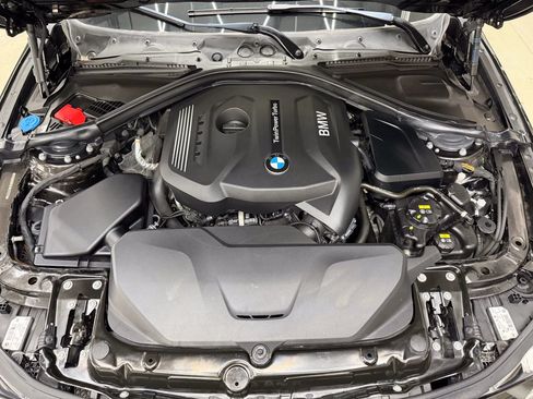 Used 2018 BMW 330i xDrive Sedan AWD/4WD image 7