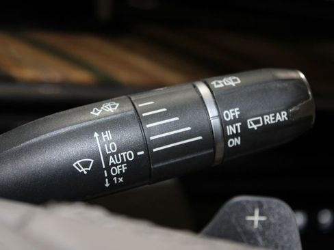 Used 2021 Cadillac Escalade Sport Platinum RWD image 51