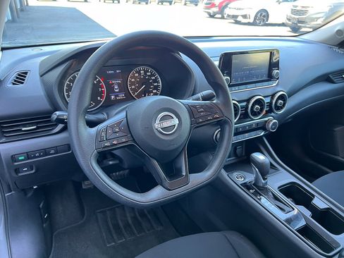 Used 2024 Nissan Sentra S FWD image 13