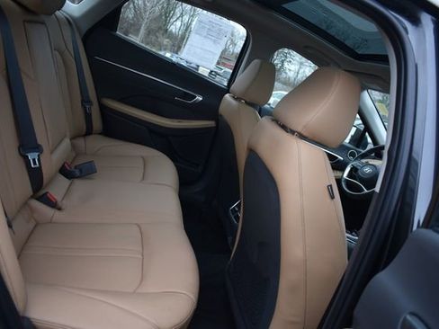 Used 2023 Hyundai Sonata Limited image 16