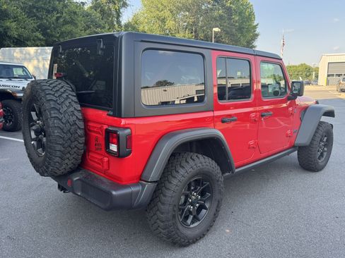 Used 2025 Jeep Wrangler Unlimited Sport S 4xe AWD/4WD image 5