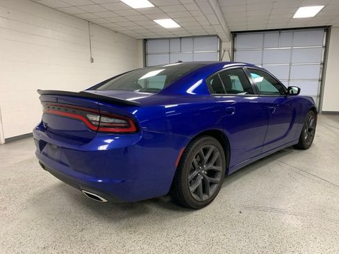 Used 2021 Dodge Charger SXT w/ Blacktop Package RWD image 5