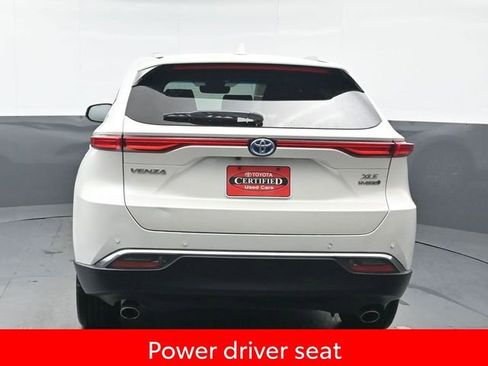 Certified 2021 Toyota Venza XLE image 5