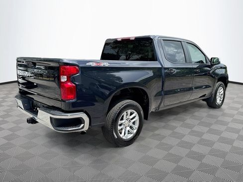 Used 2024 Chevrolet Silverado 1500 LT AWD/4WD image 6