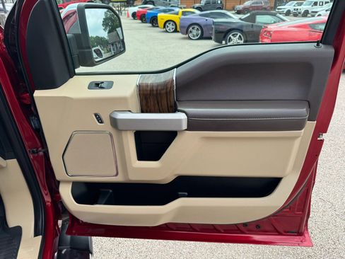 Used 2019 Ford F150 Lariat w/ Equipment Group 502A Luxury RWD image 20