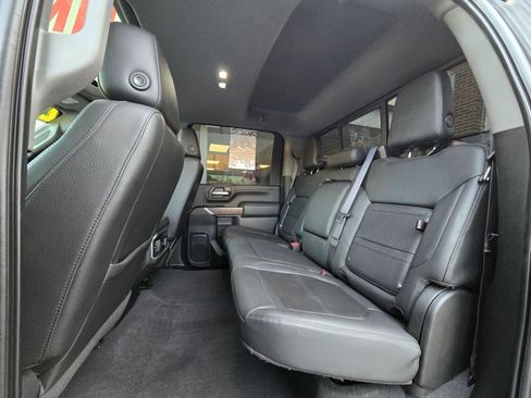 Used 2020 GMC Sierra 2500 Denali w/ Denali Ultimate Package image 19