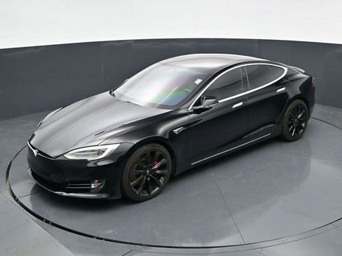 Used 2019 Tesla Model S Performance AWD/4WD image 31