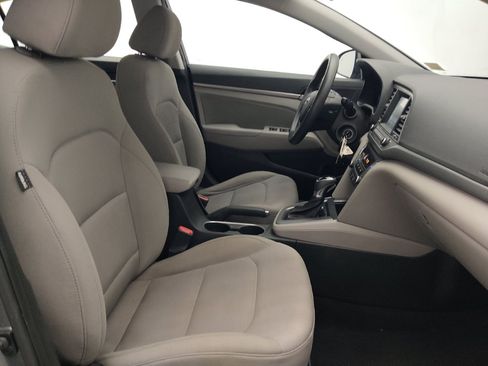 Used 2018 Hyundai Elantra SEL FWD image 21
