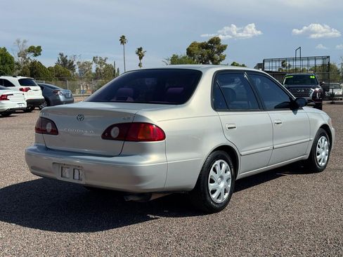Used 2002 Toyota Corolla CE FWD image 12