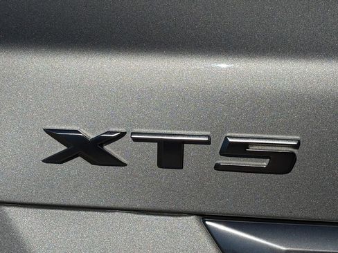 Used 2019 Cadillac XT5 Luxury image 9