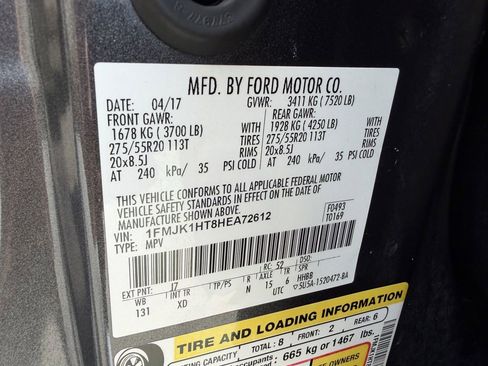 Used 2017 Ford Expedition EL XLT w/ Equipment Group 202A RWD image 30