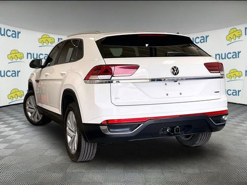 Used 2023 Volkswagen Atlas Cross Sport SE w/ Panoramic Sunroof Package AWD/4WD image 4