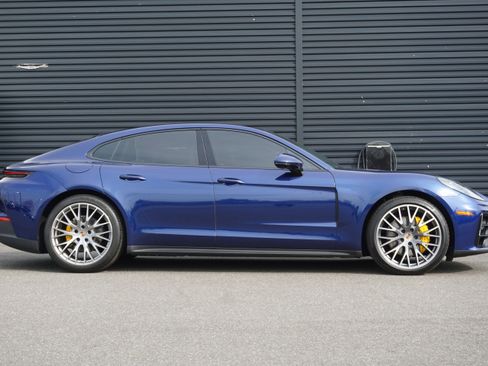 Used 2024 Porsche Panamera 4 AWD/4WD image 9