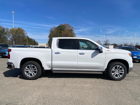 New 2026 Chevrolet Silverado 1500 LTZ w/ LTZ Premium Package AWD/4WD image 2