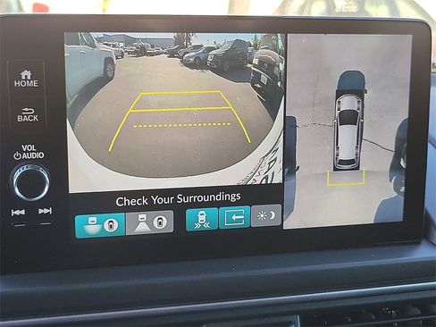 Used 2023 Honda Pilot Elite image 8