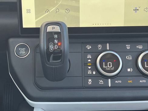 New 2026 Land Rover Defender 110 S image 19