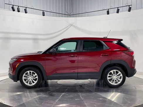 Used 2024 Chevrolet TrailBlazer LS w/ LS Convenience Package image 14