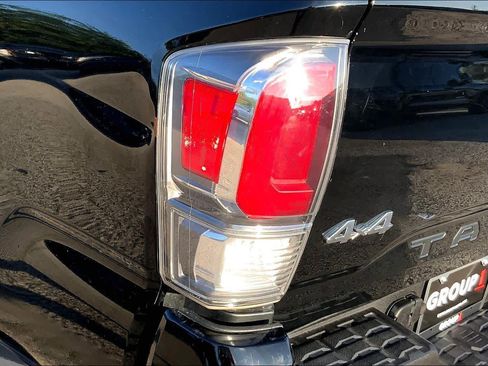 Used 2023 Toyota Tacoma SR AWD/4WD image 6