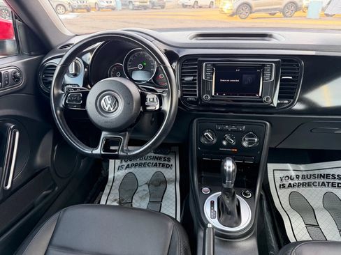 Used 2018 Volkswagen Beetle 2.0T S w/ Style & Comfort Package For S image 24