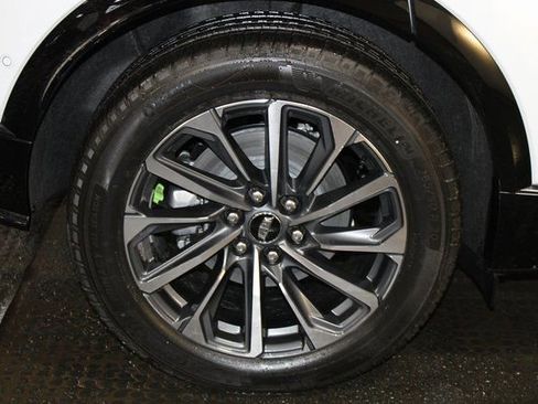 New 2026 Cadillac Lyriq Sport image 31