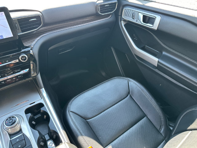 Certified 2023 Ford Explorer Limited AWD/4WD image 31