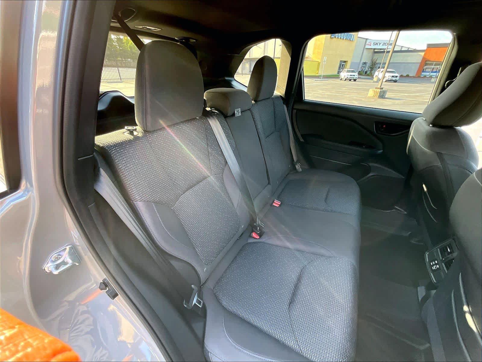 Used 2025 Subaru Forester Premium AWD/4WD image 30