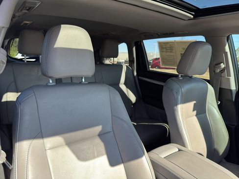 Used 2018 Toyota Highlander XLE image 20