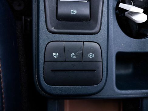 Used 2022 Ford Maverick Lariat w/ Lariat Luxury Package FWD image 32