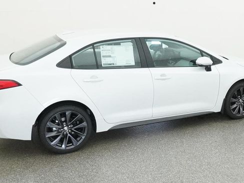 New 2026 Toyota Corolla SE FWD image 16