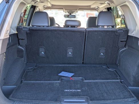 Certified 2024 Nissan Rogue Platinum image 23