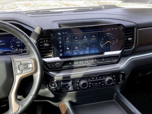 Used 2024 Chevrolet Silverado 3500 High Country w/ Technology Package image 13