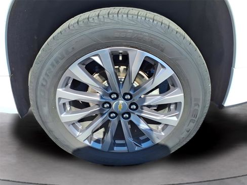 Used 2022 Chevrolet Traverse Premier w/ LPO, Floor Liner Package image 10