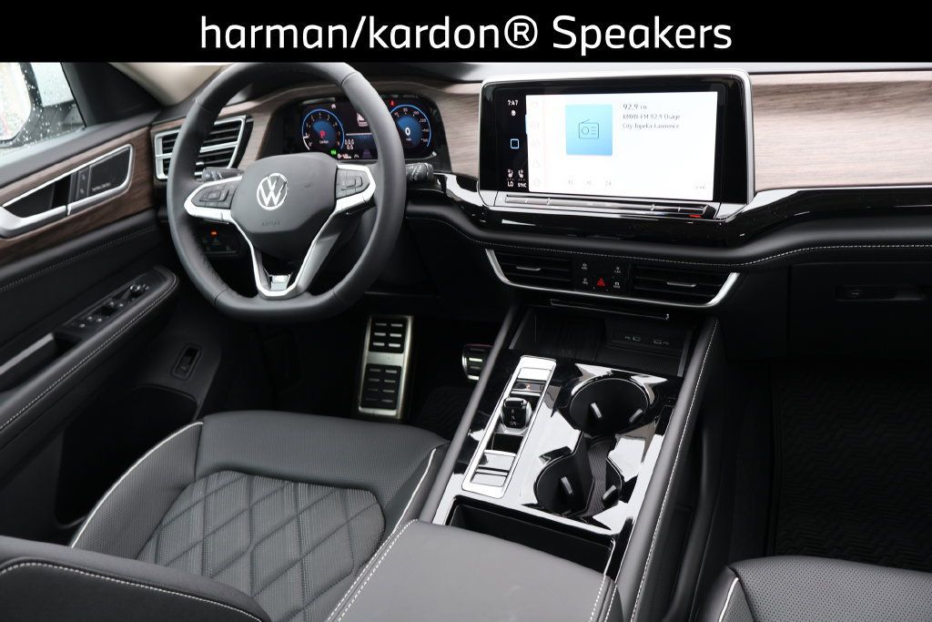 Used 2026 Volkswagen Atlas SEL Premium R-Line AWD/4WD image 5