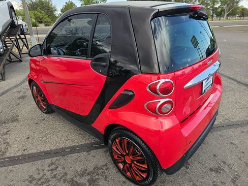 Used 2014 smart fortwo Coupe RWD image 8