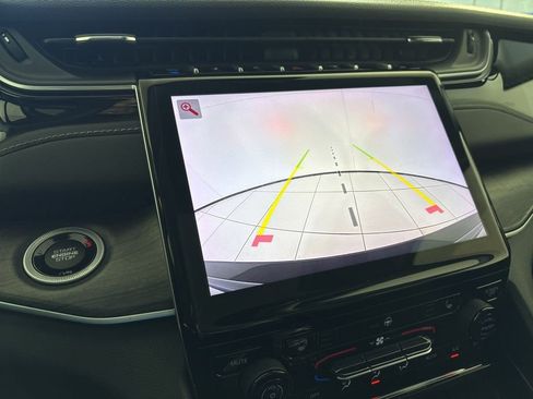 Used 2024 Jeep Grand Cherokee Limited 4xe image 29