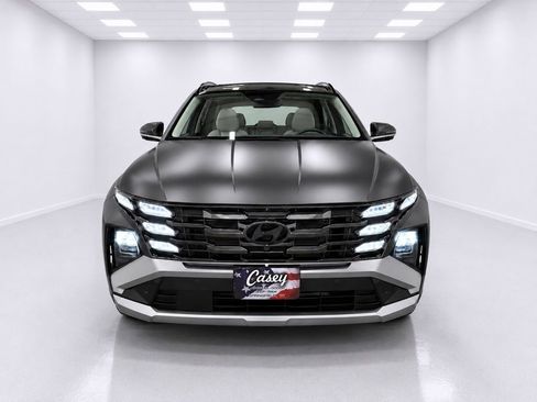 Used 2025 Hyundai Tucson Limited AWD/4WD image 4