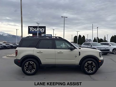 Used 2025 Ford Bronco Sport Outer Banks w/ Outer Banks Tech Package+ image 3