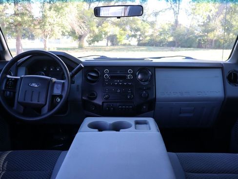 Used 2012 Ford F550 XL w/ Payload Upgrade Pkg image 22
