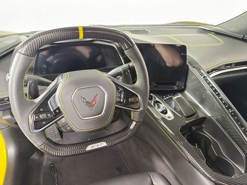 Used 2025 Chevrolet Corvette ZR1 w/ ZR1 Carbon Fiber Aero Package RWD image 20
