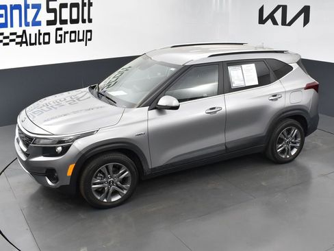 Used 2021 Kia Seltos S image 10