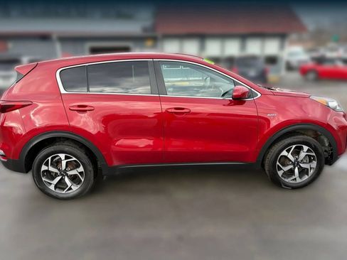 Used 2021 Kia Sportage LX image 8