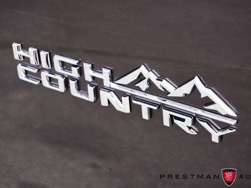 Used 2022 Chevrolet Traverse High Country AWD/4WD image 5