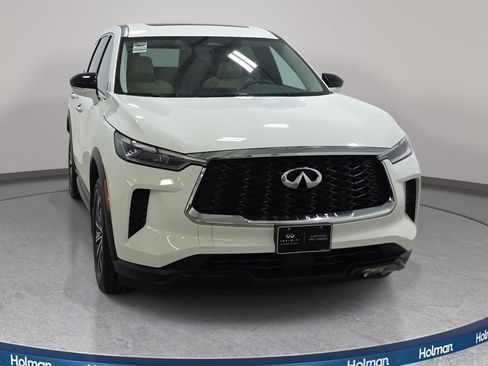 Certified 2023 INFINITI QX60 Pure AWD/4WD image 2