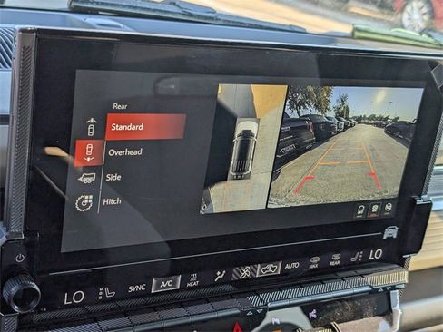 New 2026 GMC Hummer EV SUV image 11